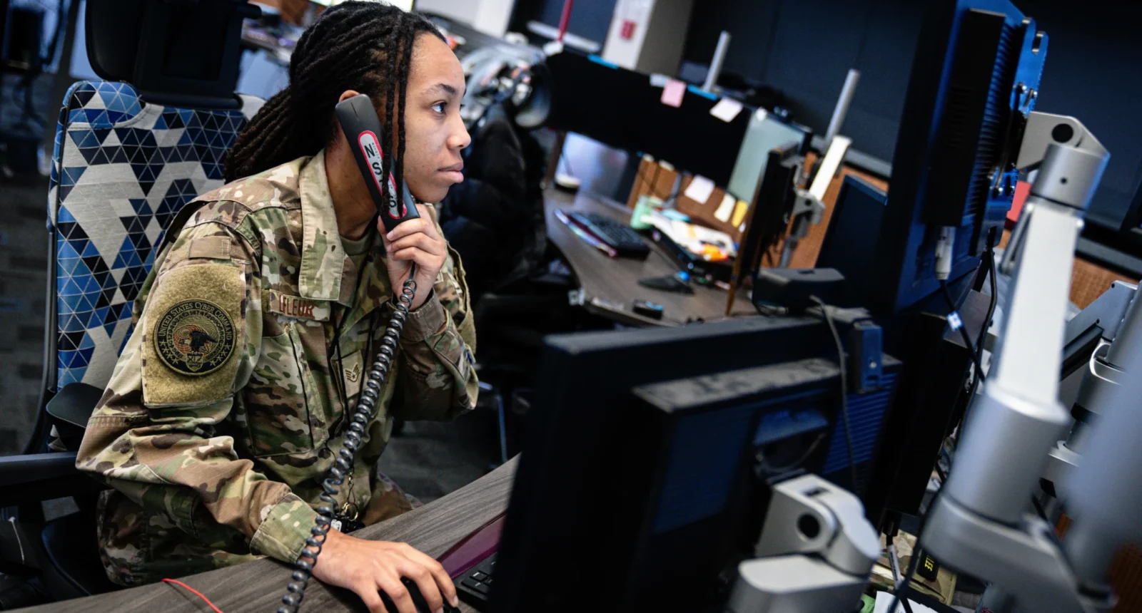 A member of the US Air Force conducts cyber operations during a March 2025 exercise, hosted by the US Cyber Command. Photo: Skyler Wilson/US Cyber Command
