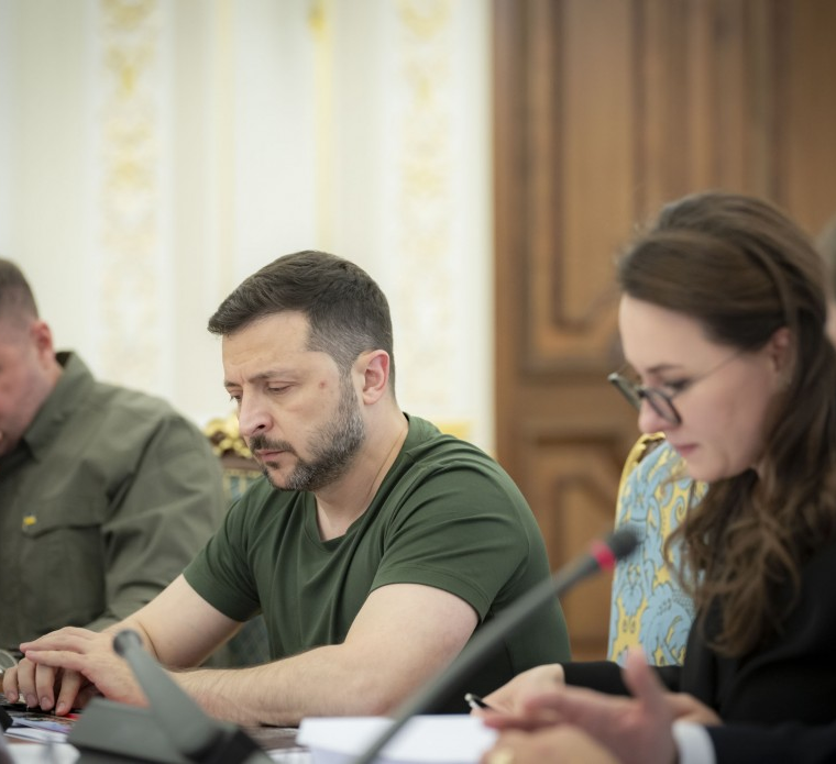 Ukrainian President Volodymyr Zelenskyy in a meeting with representatives from US companies, including Microsoft, Boeing, IBM, and Raytheon, July 2025. Photo: Presidential Office of Ukraine