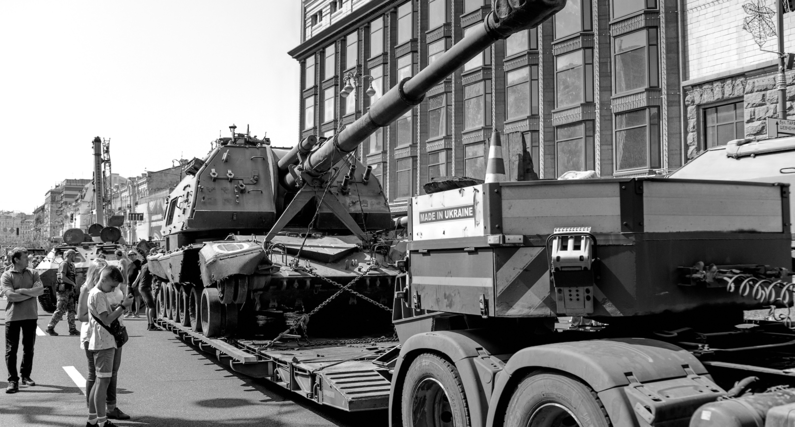 Captured and destroyed Russian military equipment on display in Kyiv, 2022. Photo: Unsplash/Dmytro Tolokonov