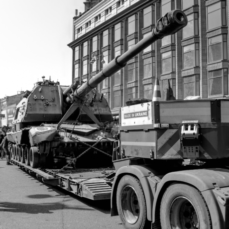 Captured and destroyed Russian military equipment on display in Kyiv, 2022. Photo: Unsplash/Dmytro Tolokonov