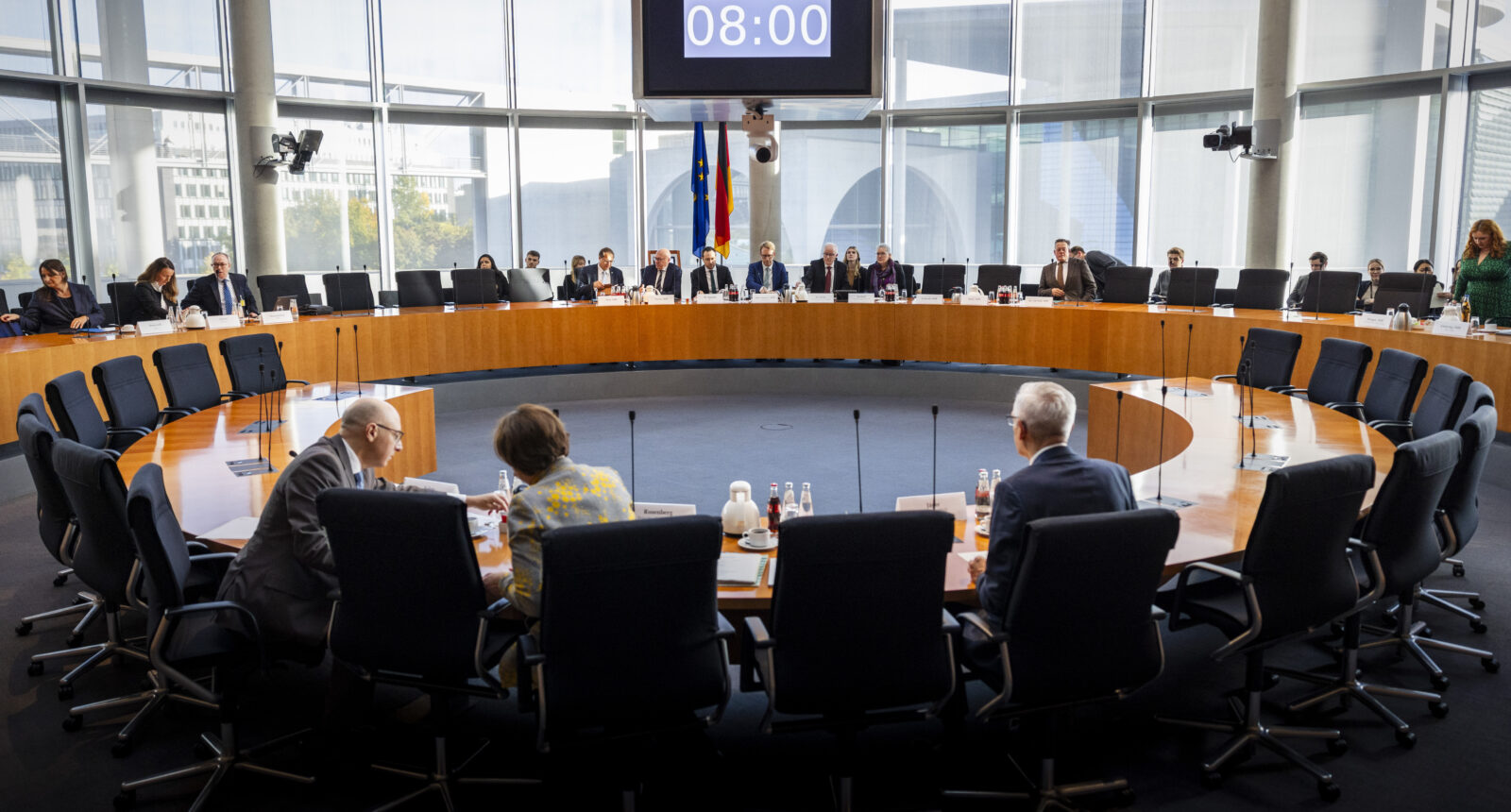 Öffentliche Anhörung der Präsidentin und der Präsidenten der Nachrichtendienste des Bundes vor dem Parlamentarischen Kontrollgremium. Hier Blick in den Saal